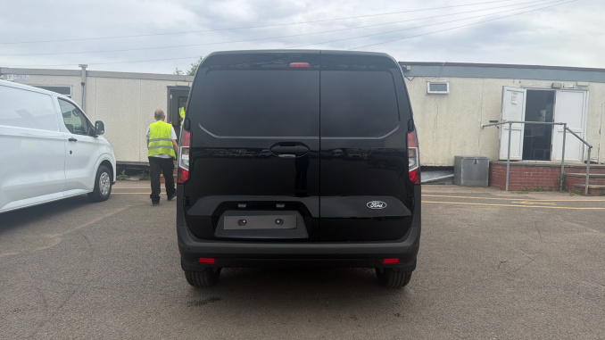 Ford Transit Courier Diesel 1.5 EcoBlue Trend Van - Image 11